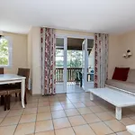 Palombes - Joli Piscine Apartament *