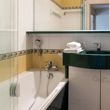 公寓 Palombes - Joli Piscine 莫列马阿